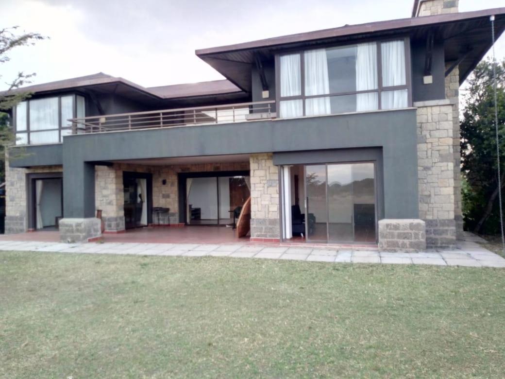 Ol Pejeta Holiday Villas Nanyuki Exterior photo